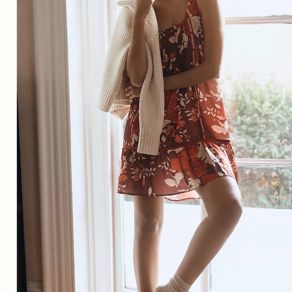 Anthropologie Tiny Moonrise Ruffled mini Dress Red Floral sleeveless Boho L